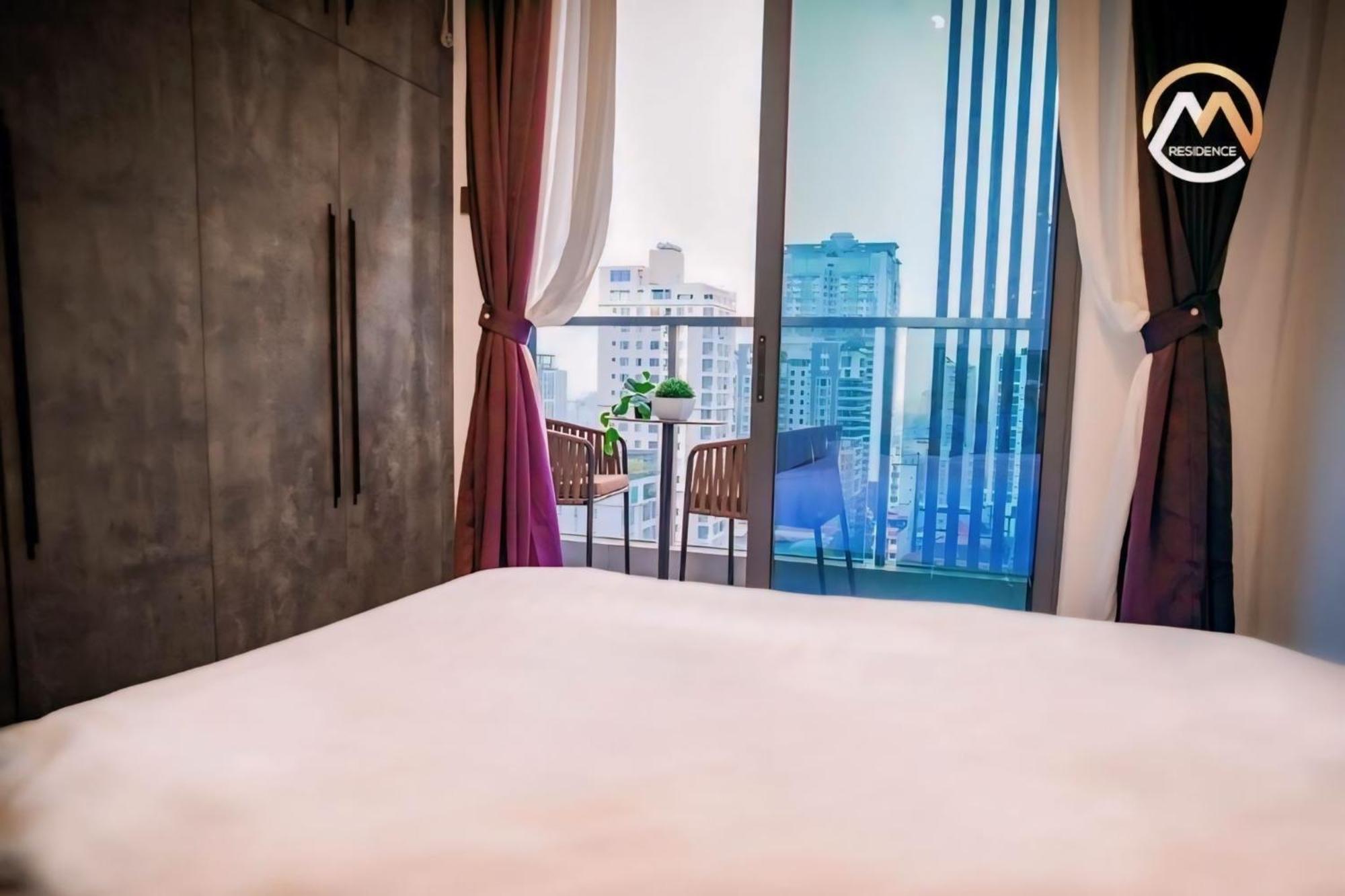 Hotel Serviced Condo Unique Infinity Pool With Mekong River View Phnom Penh Exterior photo